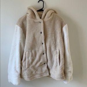 NWT Forever 21 hooded Teddy jacket